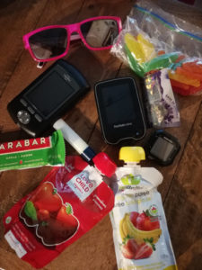 Nutrition for T1D and sport includes applesauce pouches, bars, gummies