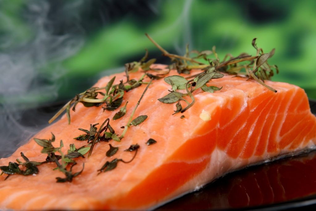 Salmon: calculating mealtime insulin dose using fat-protein units