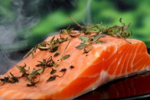 Salmon: calculating mealtime insulin dose using fat-protein units